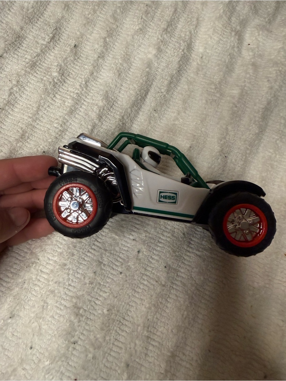 2018 Hess Off Road Racer Toy Vehicle Green White Collectible - Picture 5 of 5